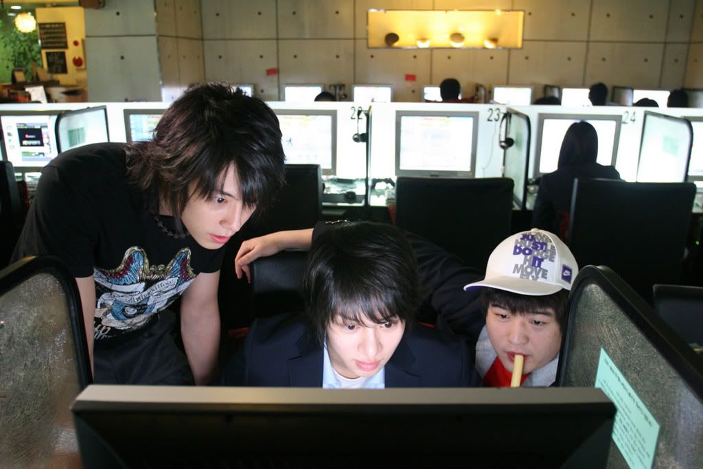 f7635231oh5.jpg Flower boys 15 image by luv_Yesung_4ever f7635231oh5.jpg Flower boys 15 image by luv_Yesung_4ever