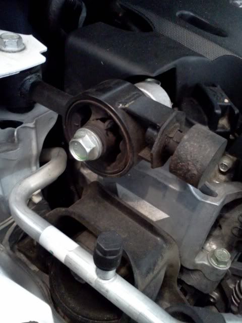 2008 Nissan versa motor mount #4