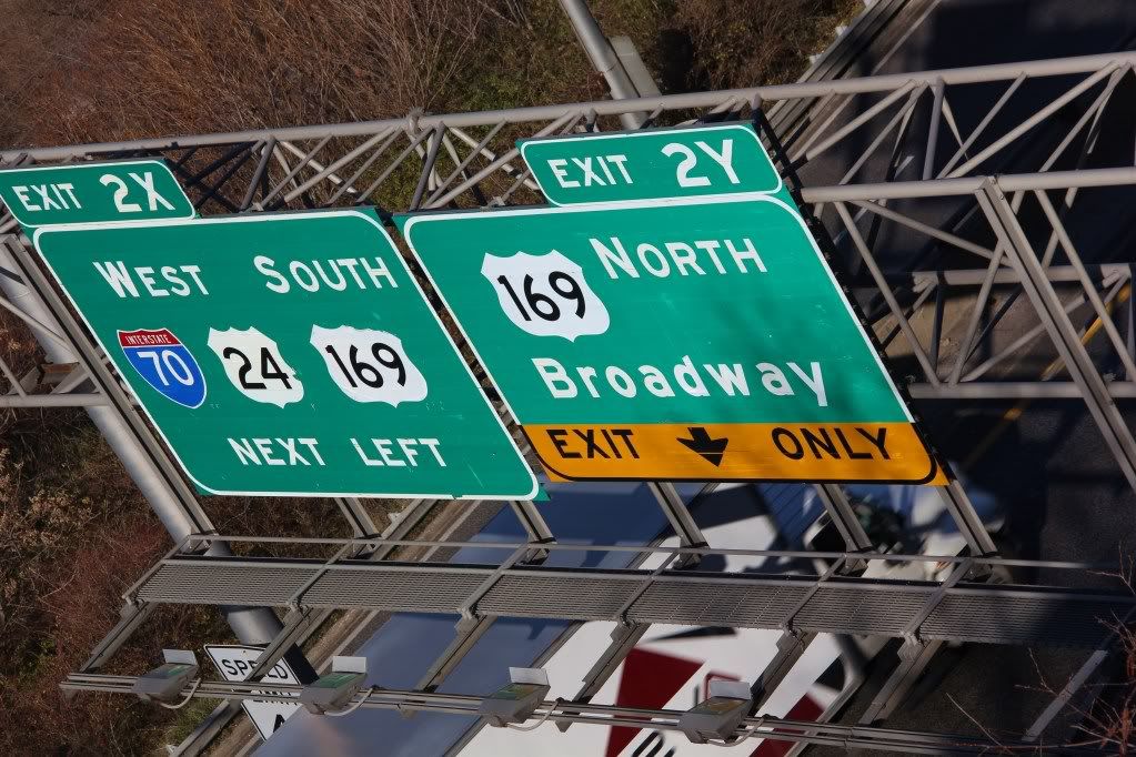 IMAGE: http://i185.photobucket.com/albums/x145/KCmike1969/IMG_8070-1.jpg