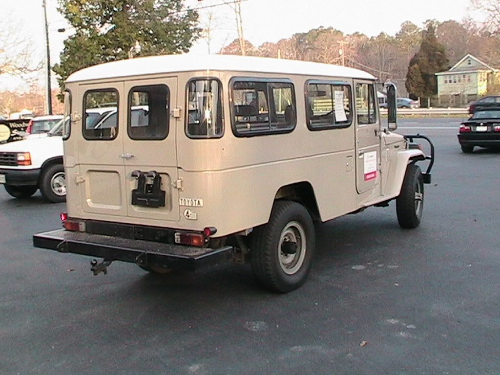 Toyota005.jpg