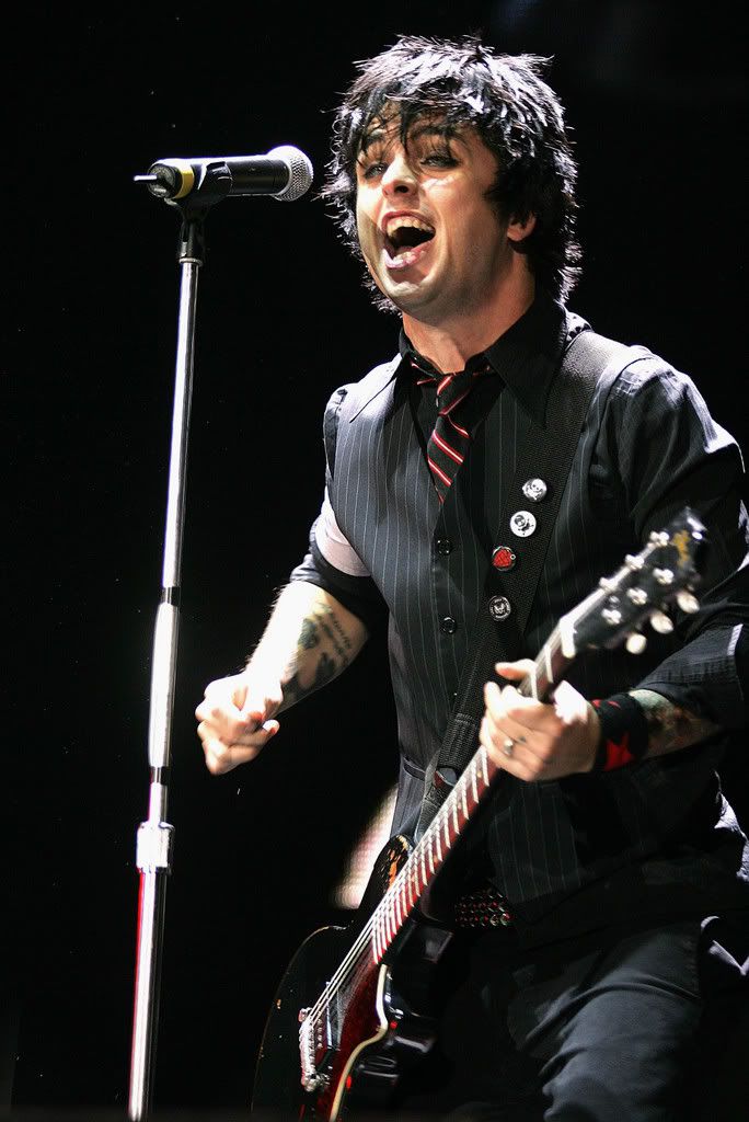 003714_2005-10-09_-_Green_Day_Live_.jpg