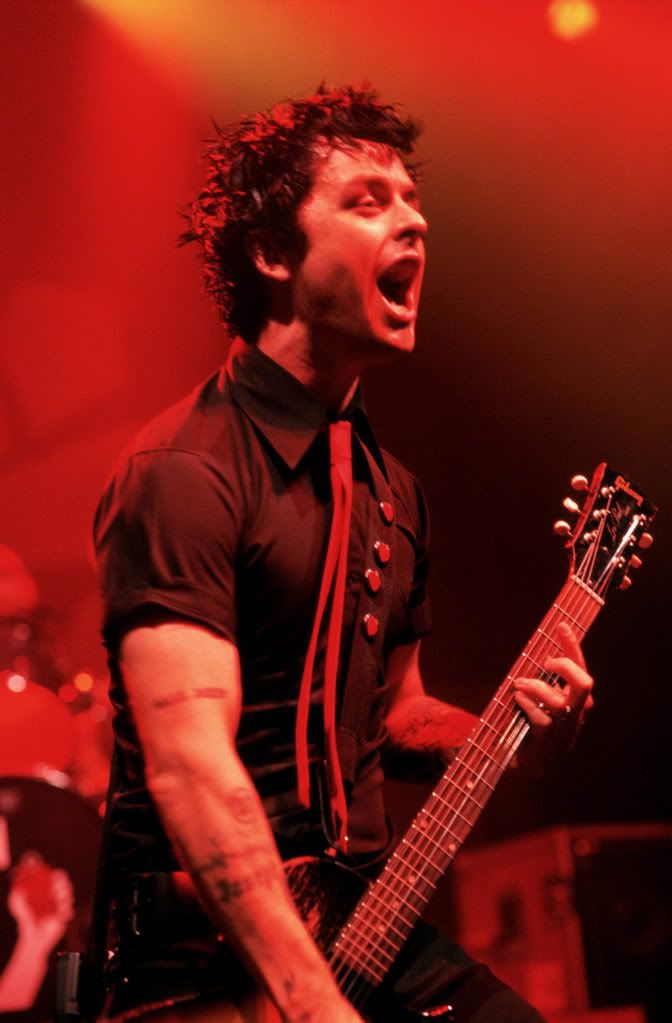 070138_2004-10-15_-_Billie_Joe_Port.jpg