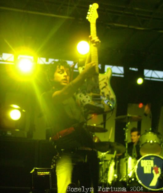 Billie_Joe_Green_Glow_by_cmklfire.jpg