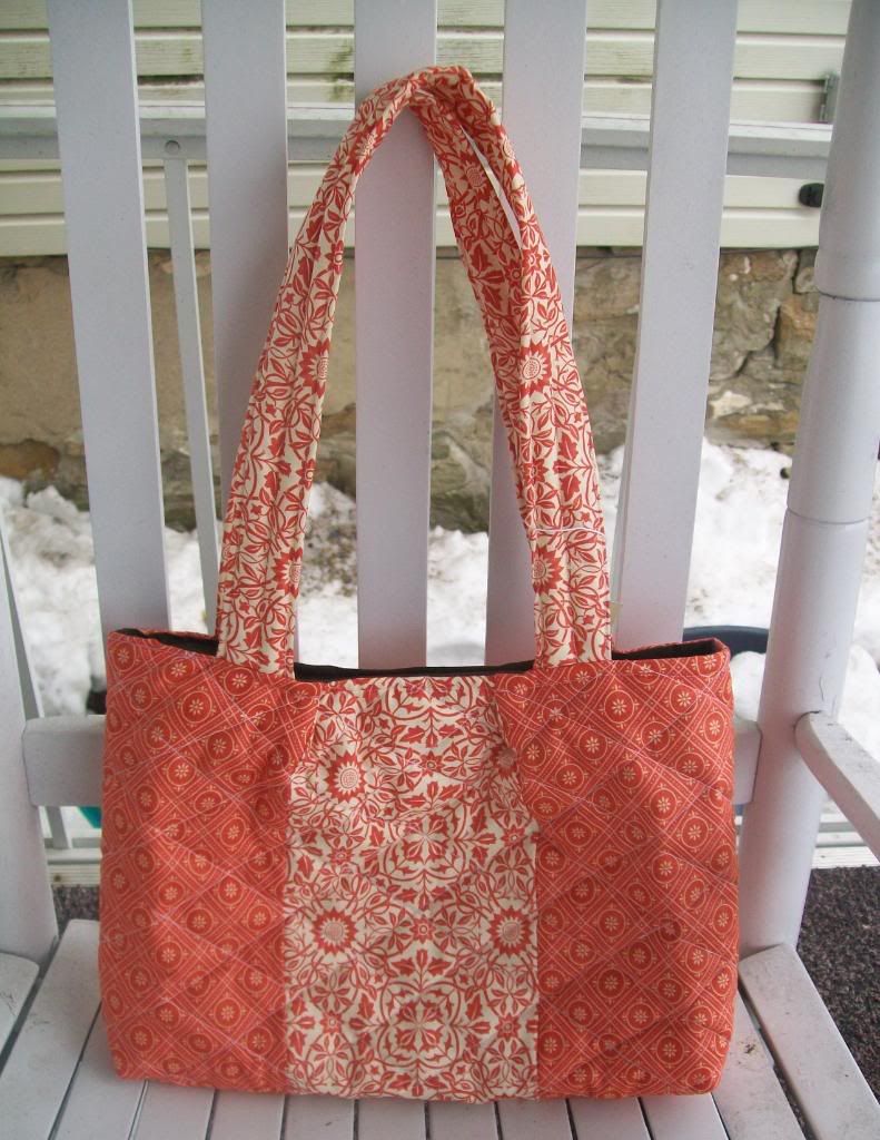 Spicy coral small Izzy bag
