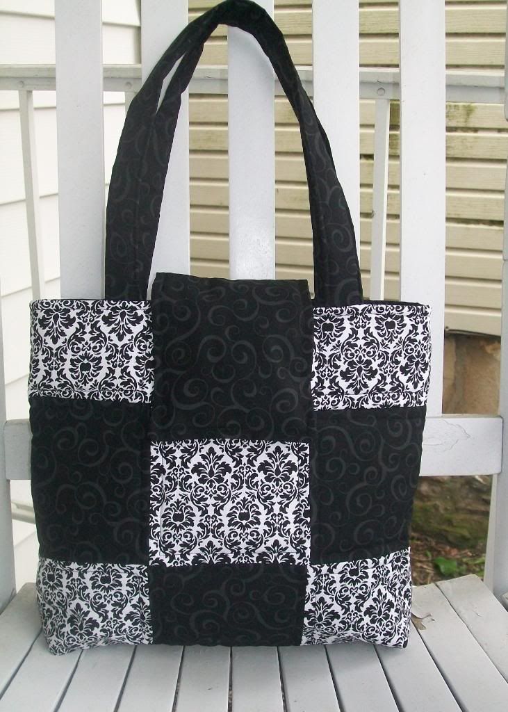 Black and white Larger Gracie Bag