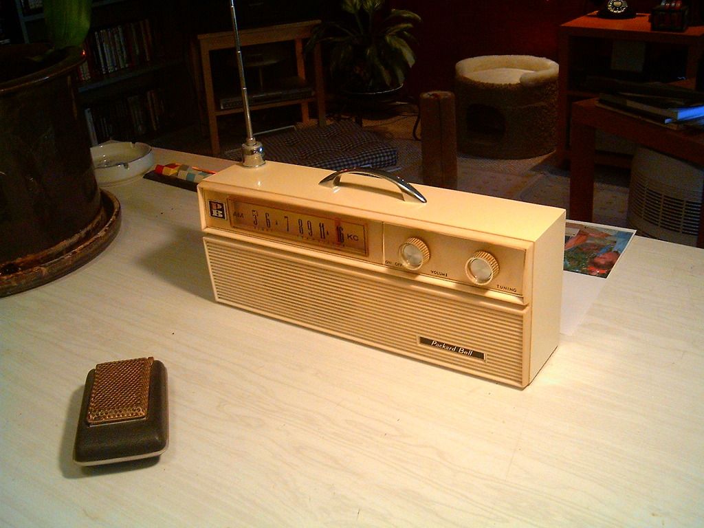 Gilligan_Radio_zpsp72hksnu.jpg