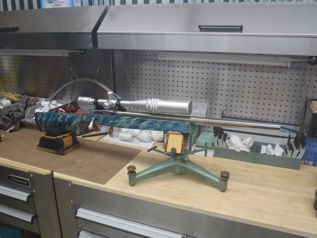 Jon Beanland 22BR Benchrest Rifle With Weaver T36 target dot scope