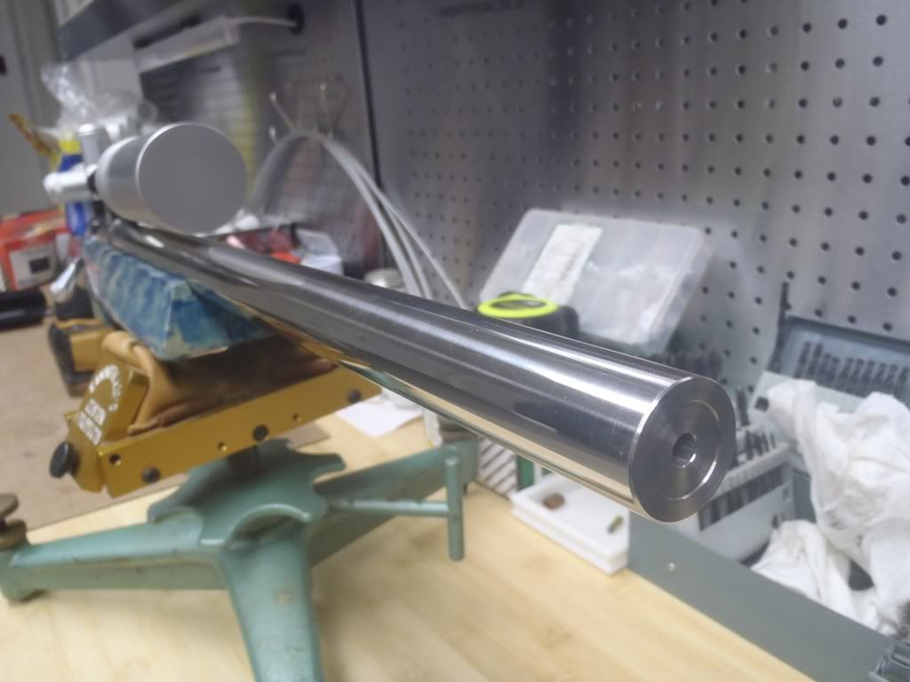 Jon Beanland 22BR Benchrest Rifle With Weaver T36 target dot scope