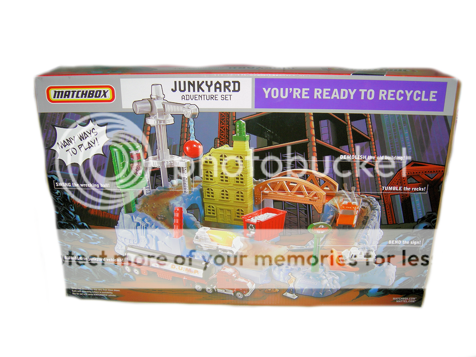 MATCHBOX  JUNKYARD ADVENTURE SET  